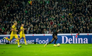 Gladbach fiton derbin e javës në Bundesliga përballë Borussia Dortmundit