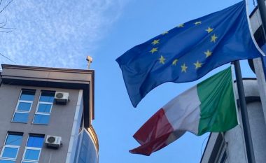 Dy ministra të Italisë në Kosovë, Tajani: Po punojmë për të ulur tensionin mes Kosovës dhe Serbisë