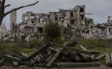Katër vende të ‘torturës’ nga rusët janë zbuluar në Kherson, thotë Ukraina