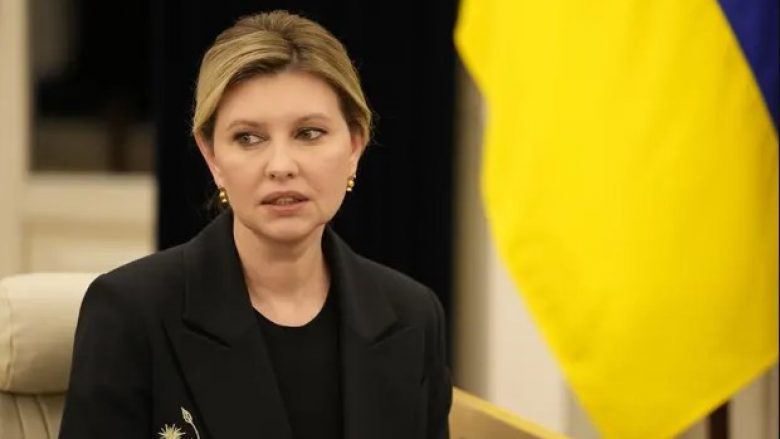 Olena Zelenska kërkon që mediat sociale të mos fshehin ‘përmbajtjen e ndjeshme’ të viktimave të luftës në Ukrainë