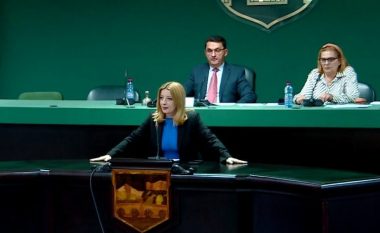 Konflikti verbal Sllaveski-Arsovska do të shqyrtohet nga Ministria e Vetëqeverisjes Lokale