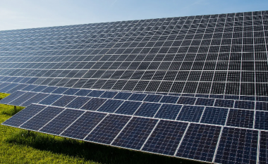 Shteti po bllokon qindra miliona euro investime në energji solare