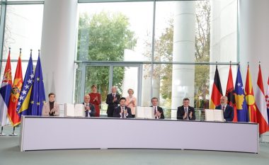 Samiti i Procesit të Berlinit – si u arrit të nënshkruhen tri marrëveshjet nga të gjitha vendet e Ballkanit Perëndimor?