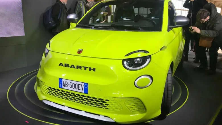 Abarth 500e i ri është vetura e parë elektrike e markës me 152 kuaj fuqi