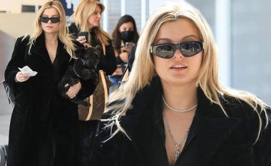 Me pallto dhe shapka, Bebe Rexha endet pa komplekse në Aeroportin e Los Angelesit