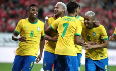 Brazili ka një ‘mangësi’ në formacion që mund t’i kushtojë me trofeun, ankesat më të mëdha vijnë për Dani Alvesin