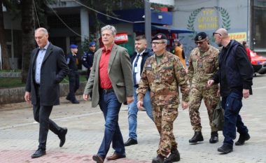 Shefi i EULEX-it e komandanti i KFOR-it vizitojnë veriun: I kemi të sinkronizuara rolet