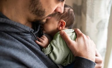 Si të kuptoni se frymëmarrja e foshnjës dhe fëmijës tuaj është e keqe: Mjekja paralajmëron për këto gjëra