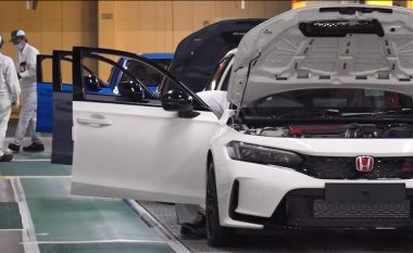 2023 Honda Civic Type R: Pamje që tregojnë se si bëhet prodhimi i një ikone