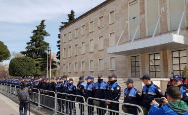 Masat për protestën e PD-së, 1 mijë punonjës policie në terren, bllokohet qarkullimi në disa rrugë