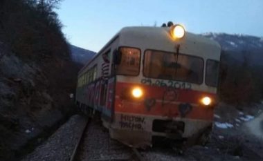 Emigranit humb jetën në Miravci, goditet nga treni