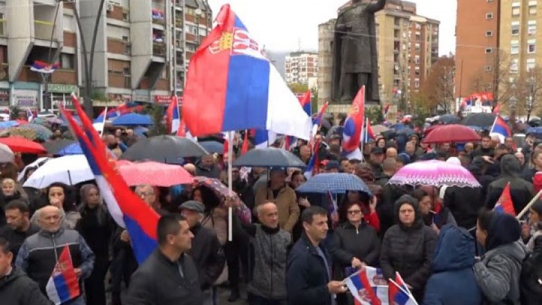 ​Serbët e jugut nuk ishin pjesë e protestës në veri: SNS dhe LS po humbin përkrahjen