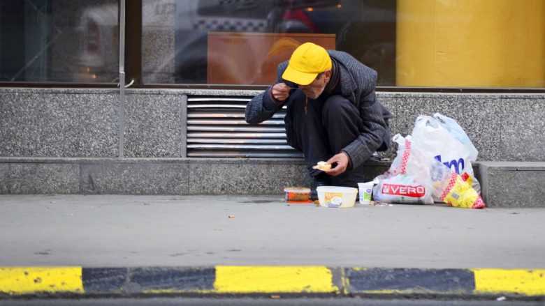 Kriza ekonomike rriti numrin e personave me ndihmë sociale në Strugë