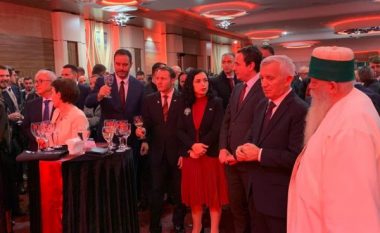 Ambasada e Shqipërisë shënon 28 Nëntorin, presidentja Osmani: Sot jemi më afër se kurrë