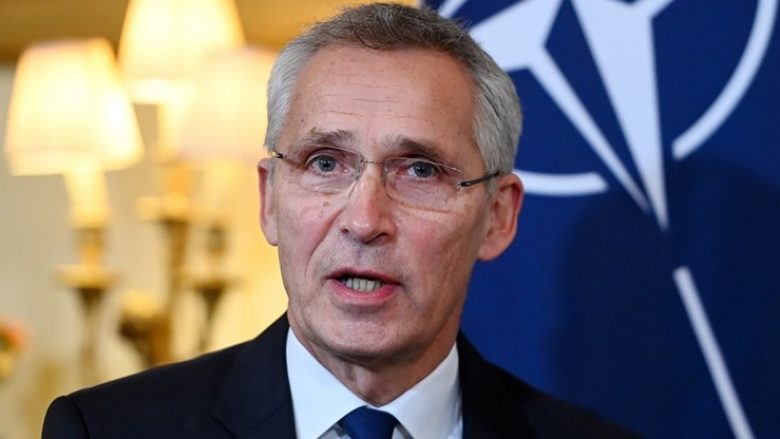 Stoltenberg: Pres që Suedia dhe Finlanda të anëtarësohen në NATO vitin e ardhshëm