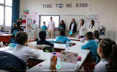 Shkolla “Maarif”, në Prishtinë bën prezantimin e projektit për kursimin e energjisë elektrike
