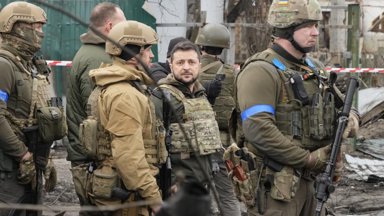 Dy kushtet e Ukrainës për t’i dhënë fund luftës