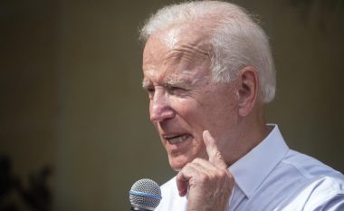 Biden nënshkruan ligjin që lejon martesat mes personave të gjinisë së njëjtë