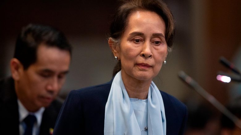 Ish-udhëheqësja e Mianmarit, Aung San Suu Kyi dënohet edhe me shtatë vjet të tjera burg