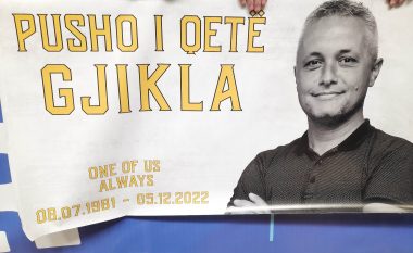 Tifozët e KB Pejës e përkujtojnë Arlind Gjikollin – Gjiklën në ndeshjen e Superkupës së Kosovës