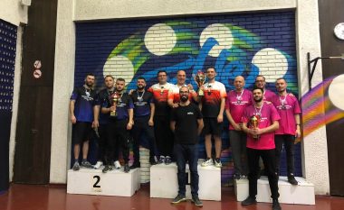 Telegrafi zë vendin e tretë në turneun e pingpongut “Ping Pong Business Tournament”