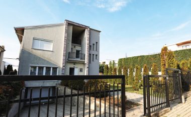 Shtëpia me 360m2 afër lagjes 038, Prishtinë është në shitje