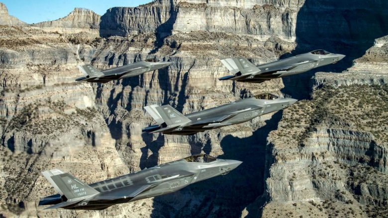 Parlamenti gjerman miraton buxhetin prej 10 miliardë euro për blerjen e aeroplanëve amerikanë F-35