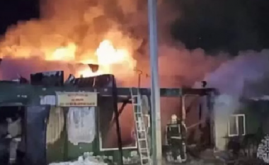 Të paktën 20 të vdekur si rrjedhojë e zjarrit që përfshiu shtëpinë e kujdesit në Rusi