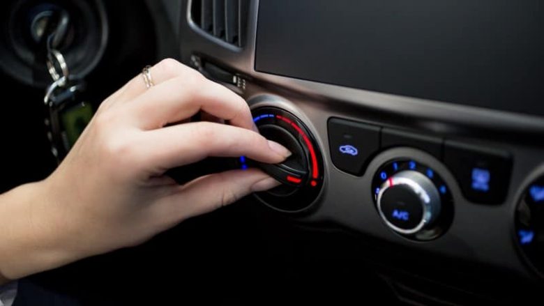 Assesi mos e aktivizoni ngrohjen para se të filloni të nisni veturën. Dëmi mund të jetë i paparashikueshëm