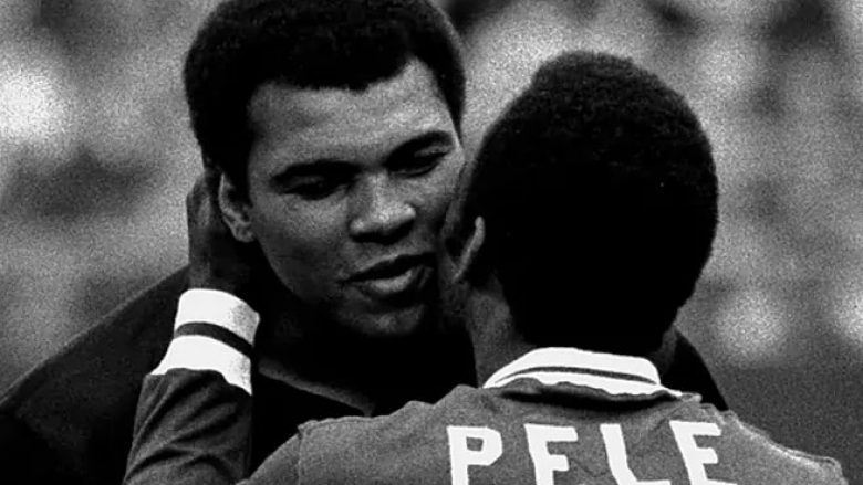 Pele dhe Muhammad Ali: Dita kur dy ‘më të mëdhenjtë’ shprehën admirim për njëri-tjetrin