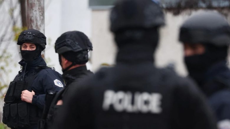 Bulliqi: 10 policët e Podujevës që po shërbejnë në veri të vendit kanë mbështetjen time dhe të llapjanëve