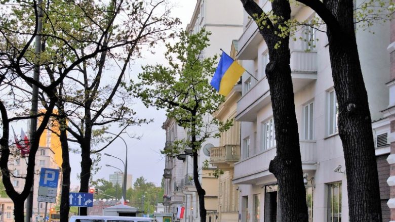 Ambasadat e Ukrainës në Evropë pranojnë pako të përgjakshme që përmbajnë sy kafshësh