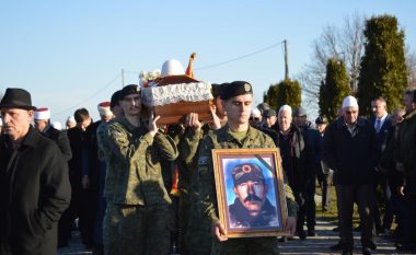Me nderime të larta u varros Halil Berisha – Plaku