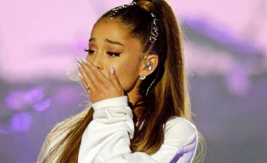 Ariana Grande mbështet dhe ndihmon fëmijët e Mançesterit – pesë vjet pas bombardimeve vdekjeprurëse në koncertin e saj