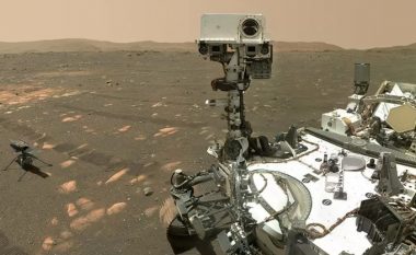 Roveri Perseverance depozitoi kampionin e parë shkëmbor në Mars – për të pritur marrjen dhe kthimin e tyre në Tokë