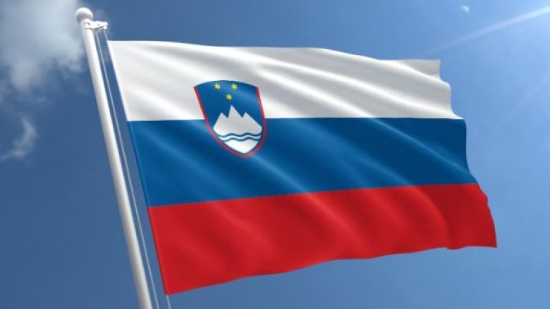 Sharec: Sllovenia planifikon të rrisë numrin e ushtarëve në Kosovë