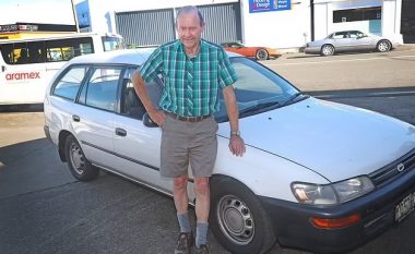Toyota Corolla e vitit 1993 e shoferit në Zelandë të Re ka kaluar 2 milionë kilometra - dhe nuk e ka ndërmend të ndalet me kaq