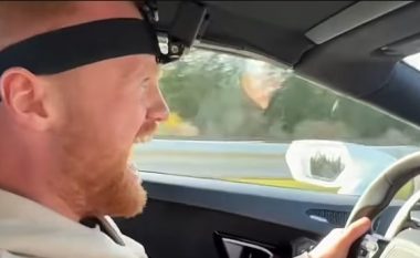 “Oh Zot, është si një raketë!”: Me Lamborghinin e marrë me qira, britaniku filmon veten duke vozitur me shpejtësi të lartë në një autostradë në Gjermani