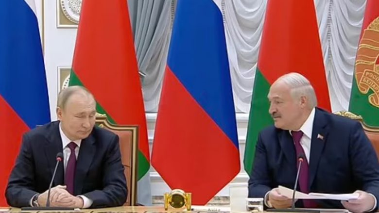Lukashenko e quan veten dhe Putinin ‘njerëzit më lëndues dhe më toksikë në Tokë’, ndërsa ironizon gjatë një takimi të përbashkët në Bjellorusi