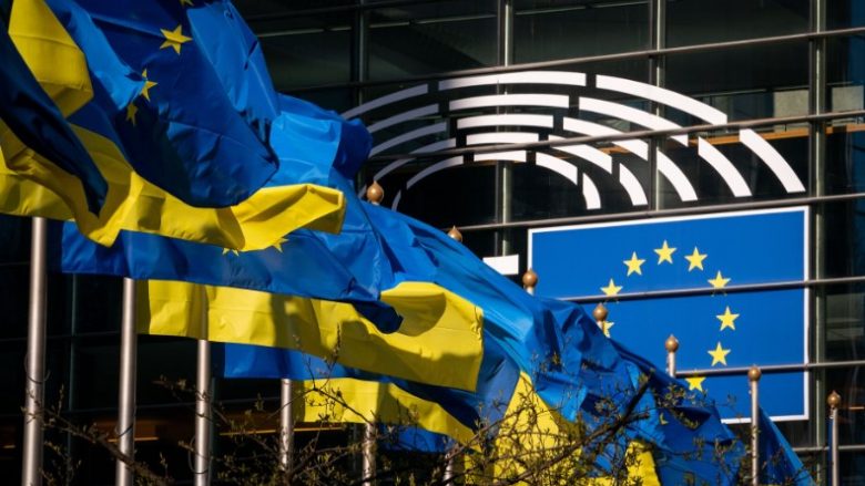 BE-ja do ta ndihmojë me dy miliardë euro shtesë ushtrinë ukrainase