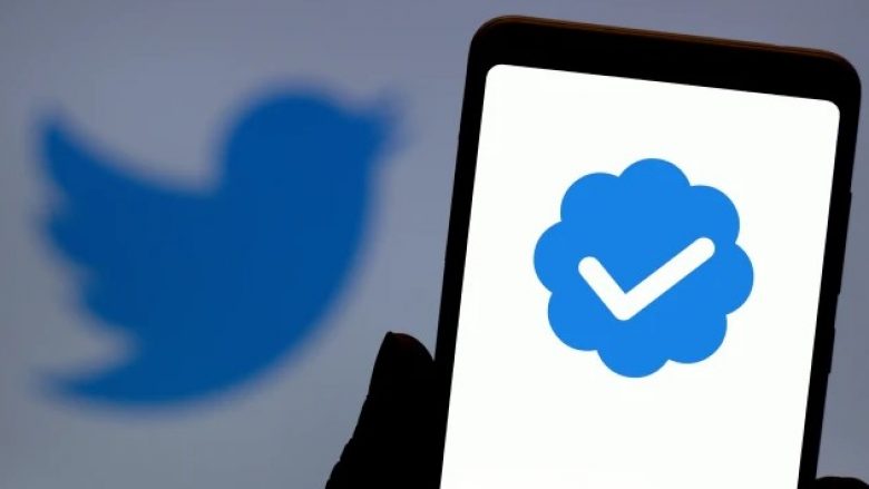 Twitter me një tjetër ndryshim – sigurimi i llogarisë përmes mesazheve me tekst do bëhet me pagesë