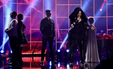 Çfarë thotë teksti i "Duje" - këngës reprezentuese të Shqipërisë në 'Eurovision 2023'?