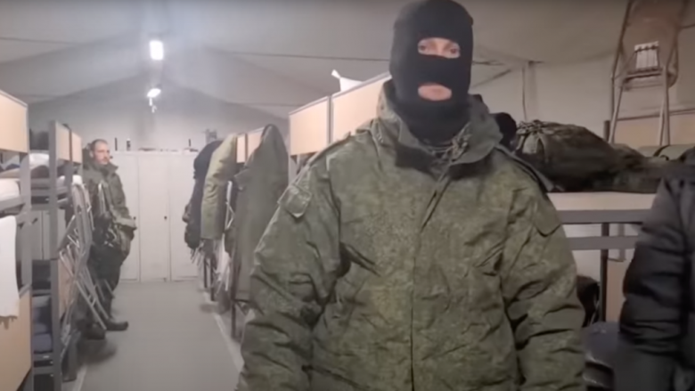Vullnetarët serbë në radhët e forcave ruse në frontin ukrainas: “Kosova po mbrohet këtu”