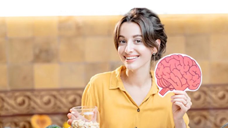 Tri lloje ushqimesh që ju duhen për shëndet: Alternativat më të mira për trurin