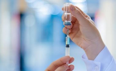 Në Kosovë arrijnë 300 vaksina kundër kancerit të qafës së mitrës
