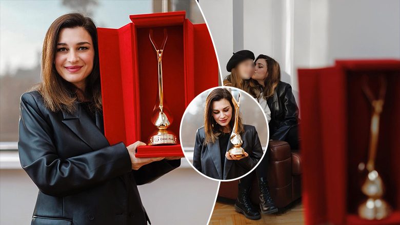 Elsa Lila pranon trofeun e çmimit të parë të Fest 61 bashkë me Evitën në zyrat e Radio Televizionit Shqiptar