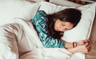 Kohëzgjatja e gjumit sipas moshës