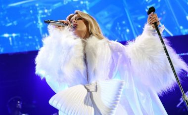 Bebe Rexha flet për nominimin në ‘Grammy 2023’: Jam në të njëjtën kategori me Beyoncen, definitivisht nuk do të fitoj