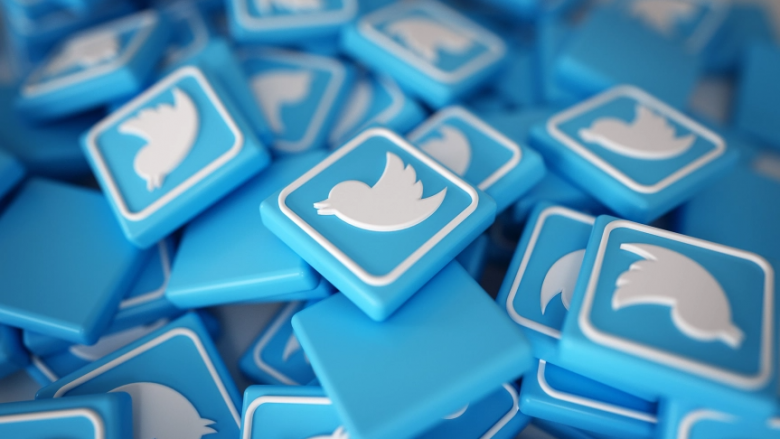 Fillon rikthimi masiv i llogarive të suspenduara në platformën Twitter