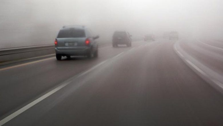LAMM Maqedoni: Vozitni me kujdes, ka mjegull në disa rrugë dhe ulje të dukshmërisë